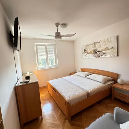 Apartment Sea Breeze Zadar